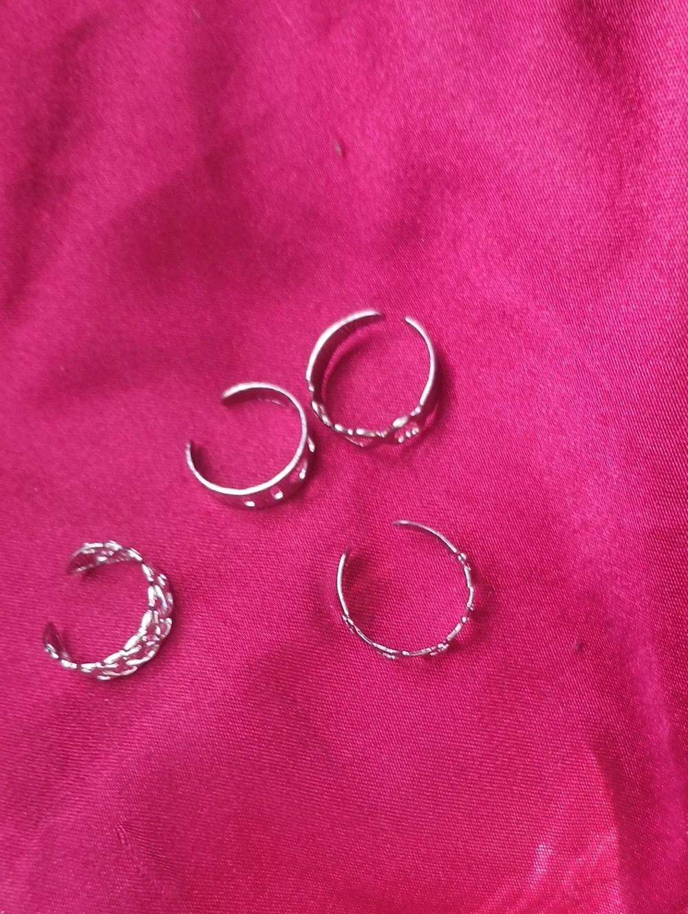 Silver Tone  Toe Rings